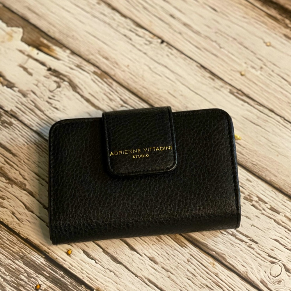 Adrienne Vittadini Leather Wallet